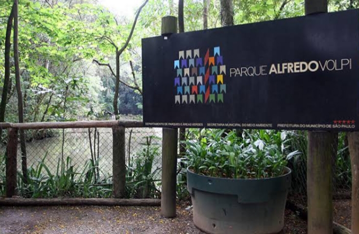 Parque Municipal "Alfredo Volpi"