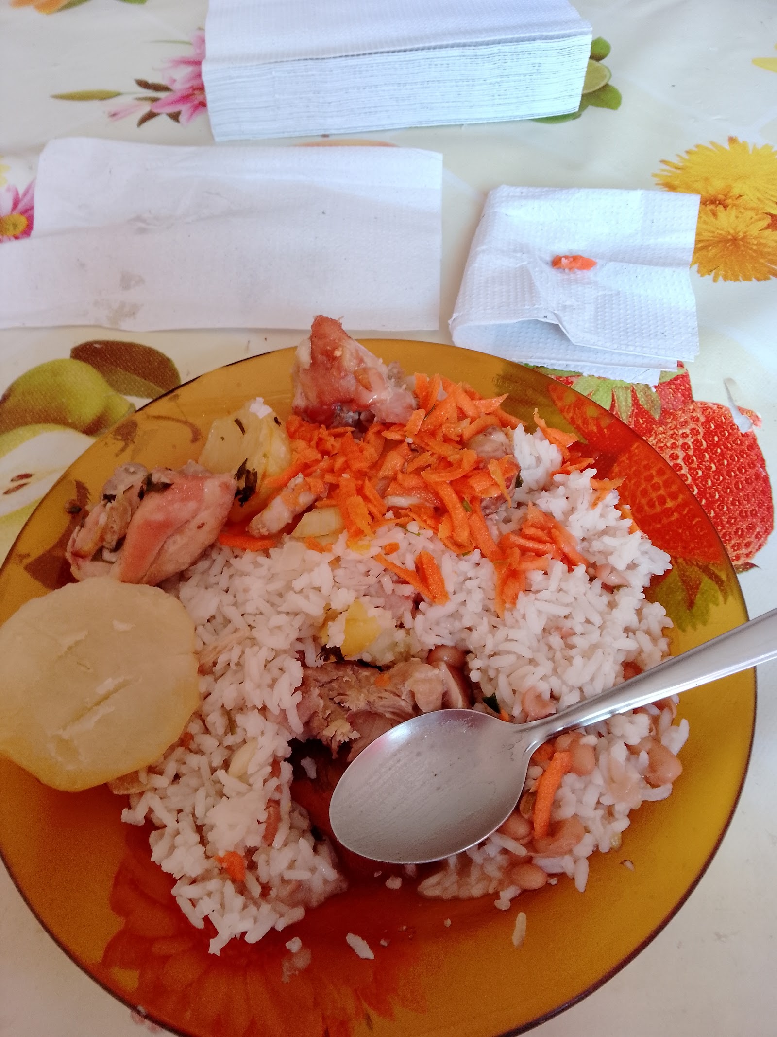 Vinhos Santa Terezinha e Quinta dos Guimarães